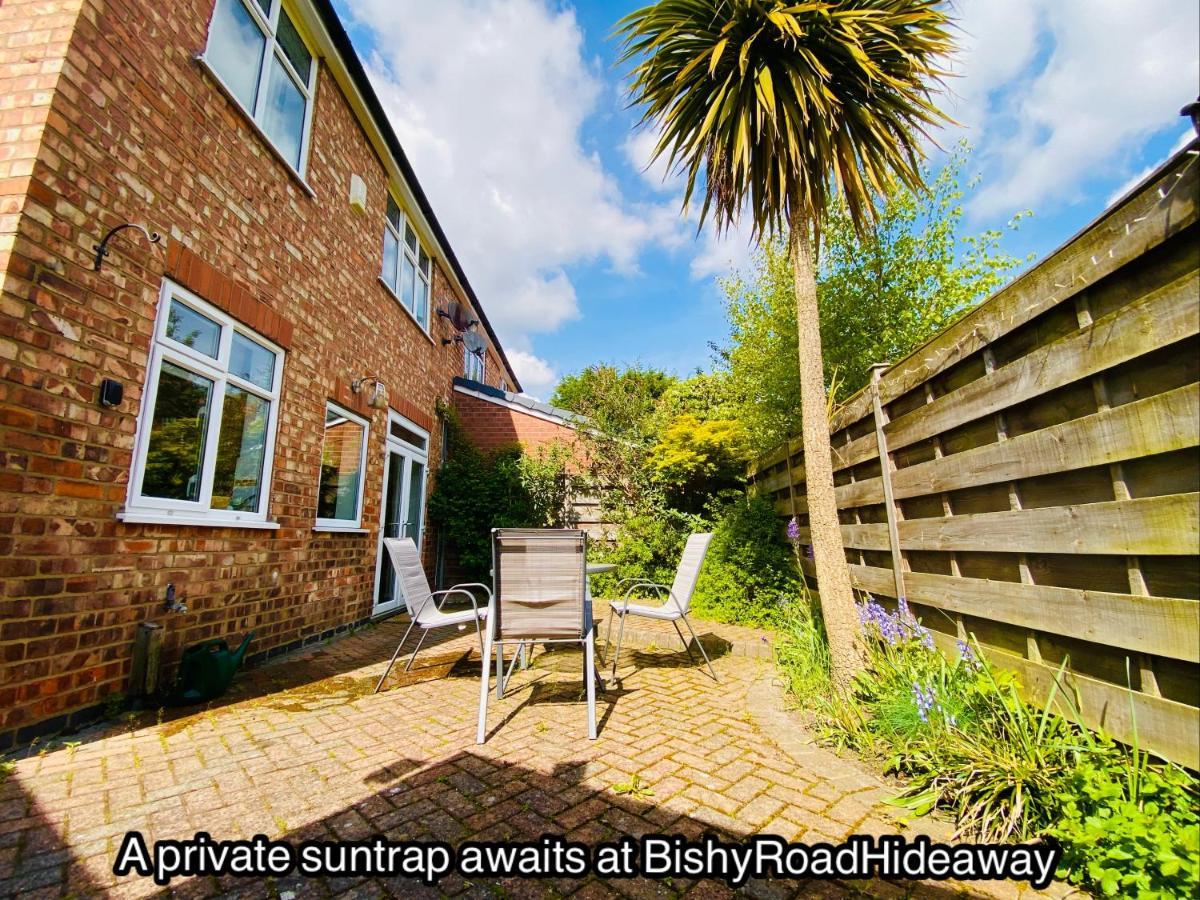 Villa Bishy Road Hideaway Near York Racecourse Extérieur photo